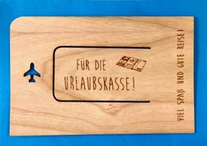 Karte Holz mit Umschlag Urlaubskasse