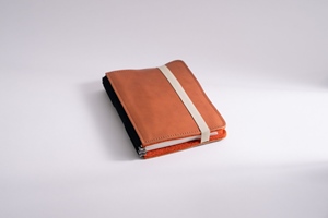 Taschenbegleiter A5 cognac Orange creme